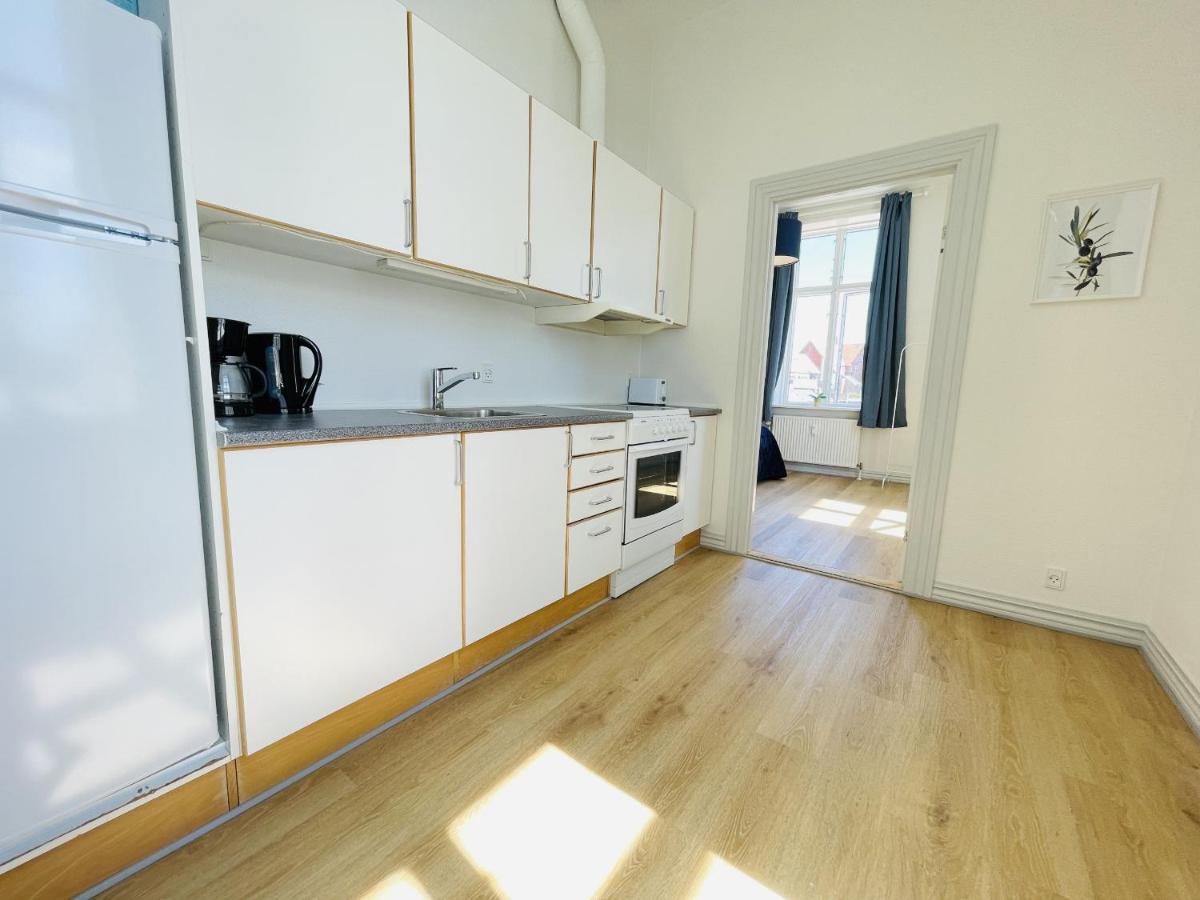 Aday - Blue Light Suite Apartment In The Center Of Hjorring Exterior photo